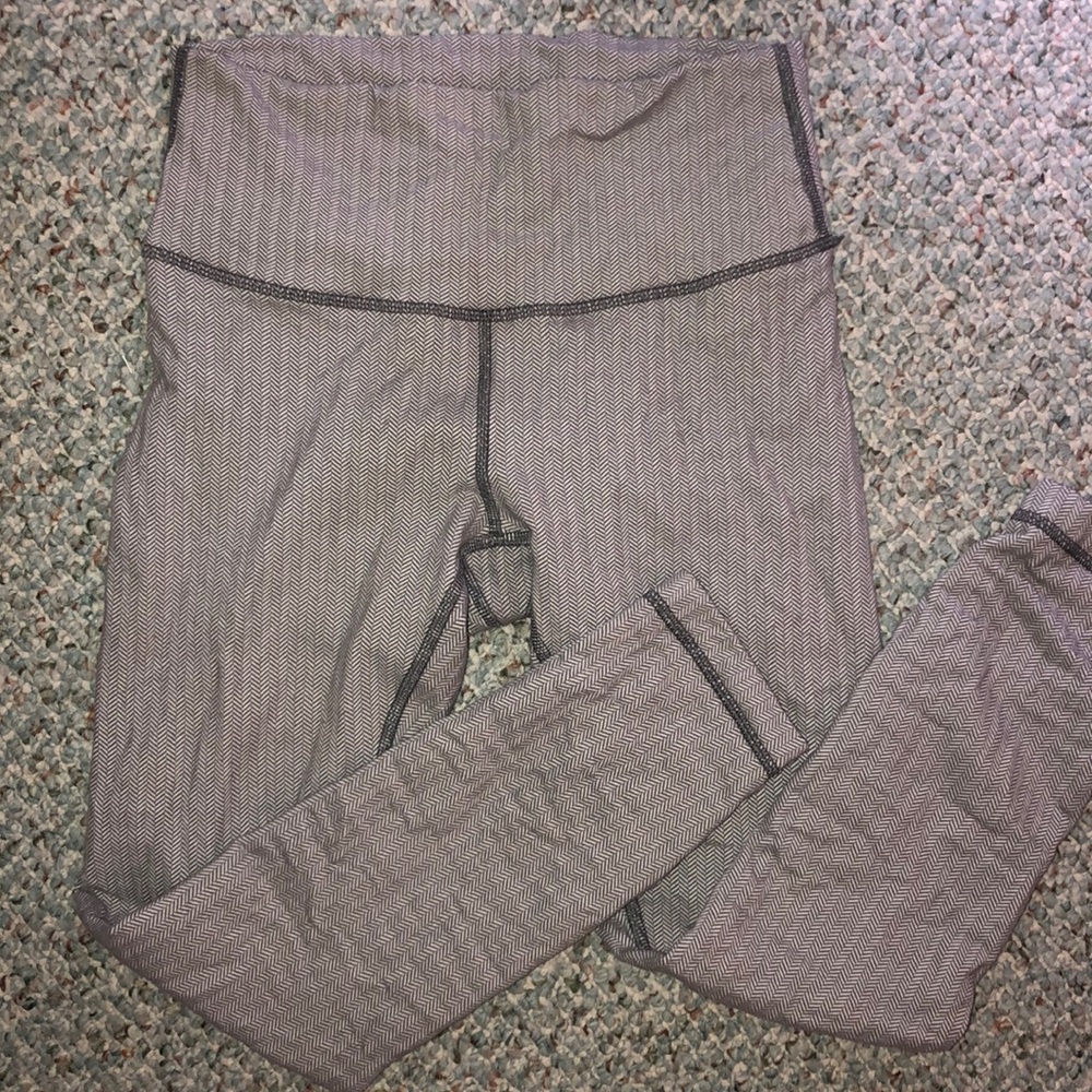 BRAND NEW LULULEMON FULL-ON LUON LEGGINGS